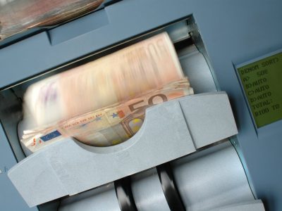 How to Implement Effective Treasury Management Strategies