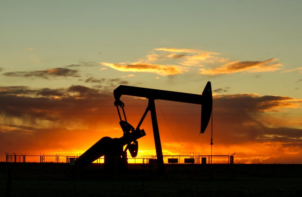 What Are the Key Principles of Budgeting in the Oil and Gas Sector