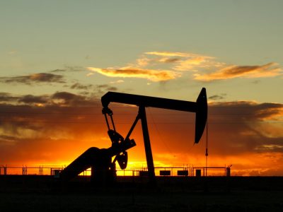 What Are the Key Principles of Budgeting in the Oil and Gas Sector