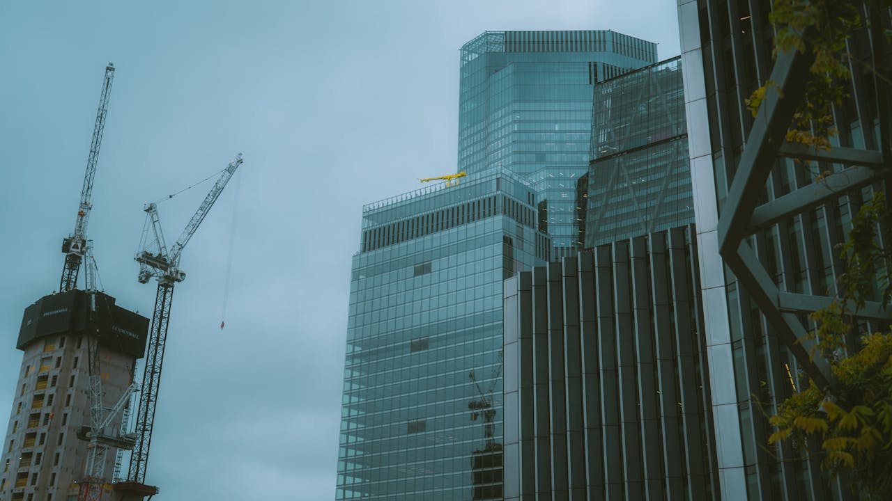 How to Manage Risks in Large-Scale Construction Projects: Our Approach