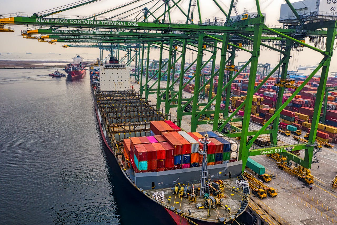 Innovative Inventions and Sustainable Practices in Port Management