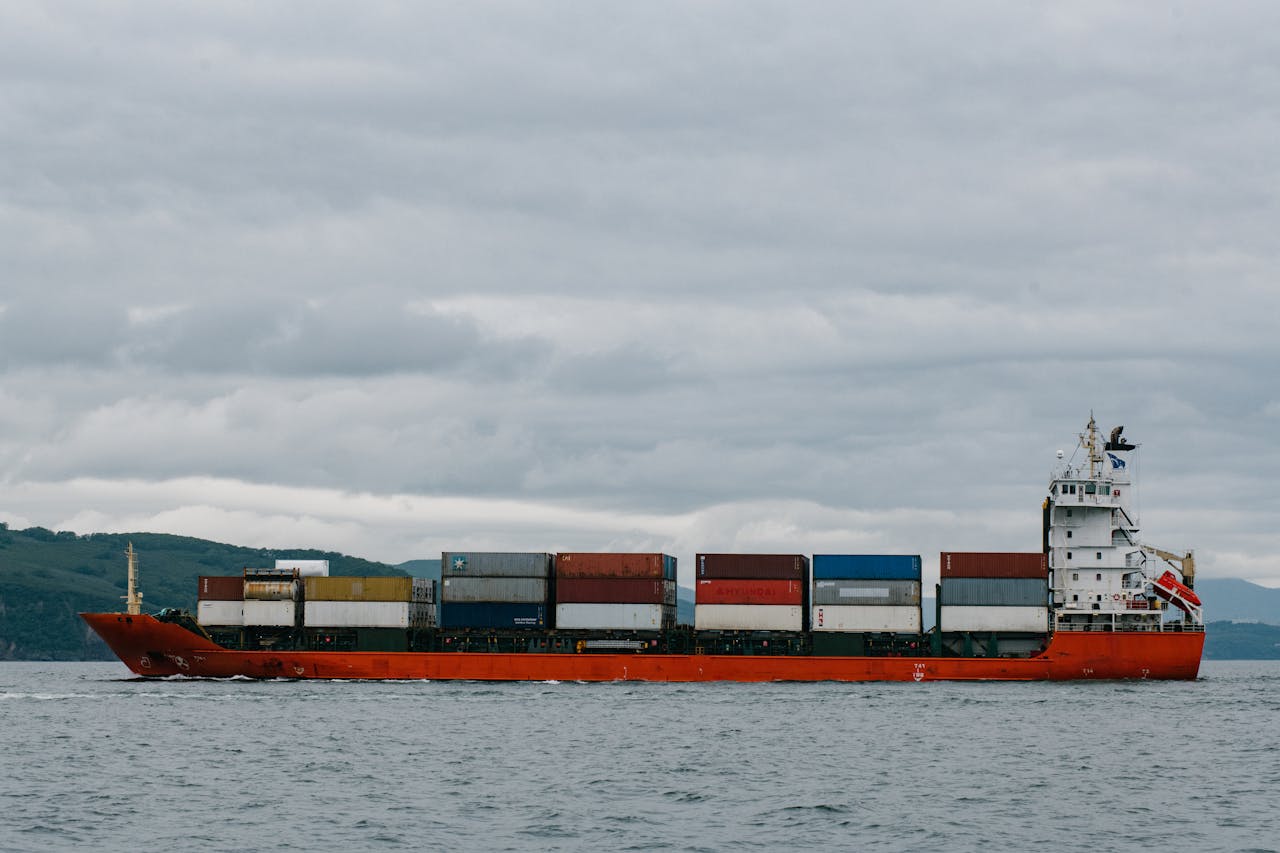 Optimising Supply Chain Efficiency with Innovative Logistics Solutions